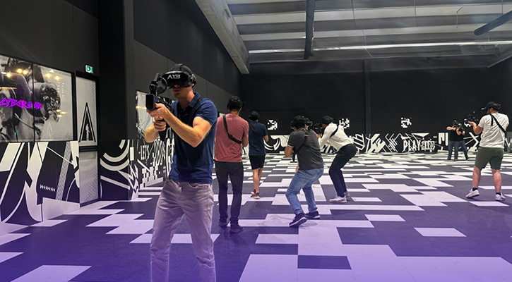 Equanom plonge dans la réalité virtuelle